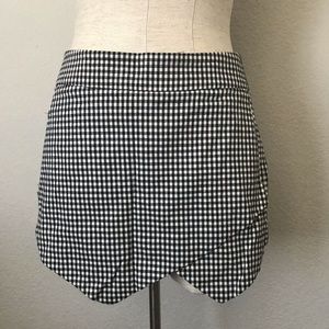 SOLD- Checkered skort